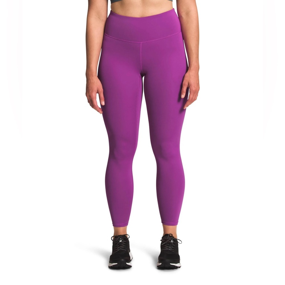 THE North Face Women's Elevation Fitted 7/8 Legging Purple Size Medium